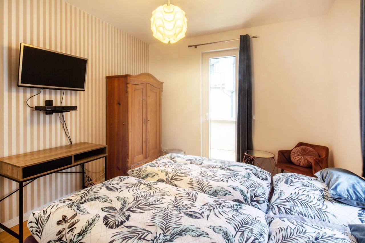 Appartement Gaestezimmer In Dresden Mit Dach-Terrasse, Wohnbereich Und Kueche Extérieur photo